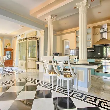 Modern And Spacious For A Pleasant Stay Dd *