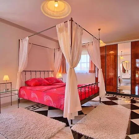 Modern And Spacious For A Pleasant Stay Dd *